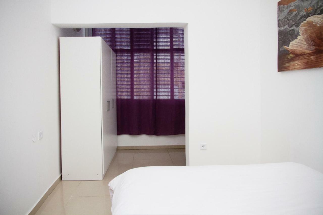 Apartment Serenity Bat Yam Buitenkant foto